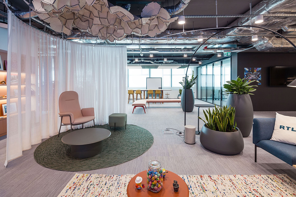 ý���ͷRTL������������λ���罻�糡